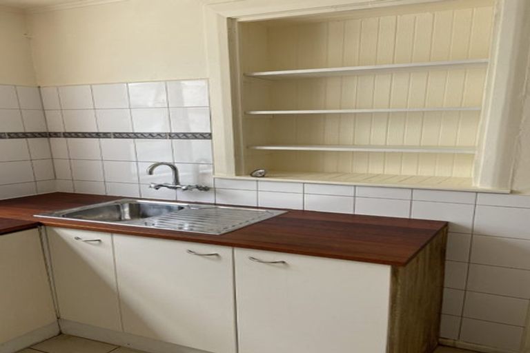 Photo of property in 19 Puriri Street, Miramar, Wellington, 6022