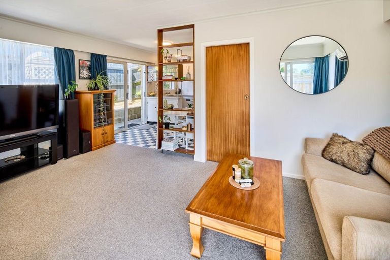 Photo of property in 18 Anthony Grove, Paraparaumu Beach, Paraparaumu, 5032