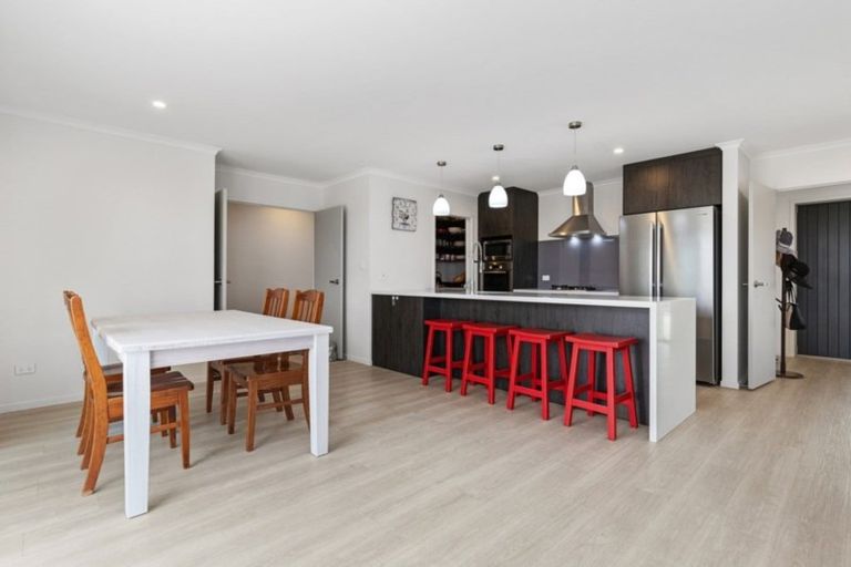 Photo of property in 17 Awanui Avenue, Te Kauwhata, 3710