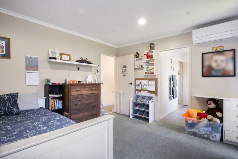 Photo of property in 6 Rangeview Place, Feilding, 4702