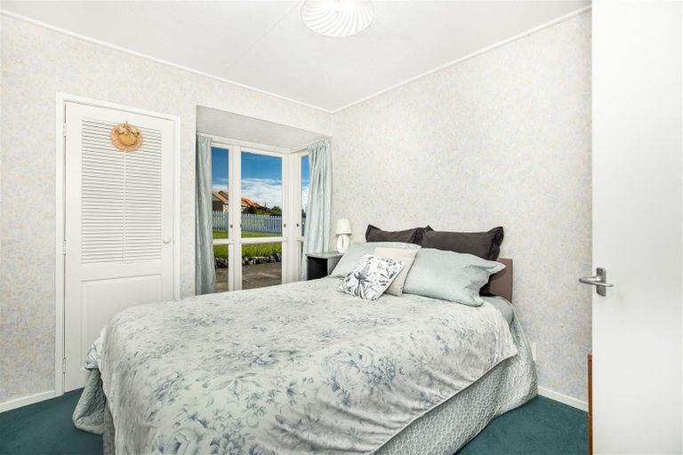 Photo of property in 5 Hamilton Drive, Waiuku, 2123