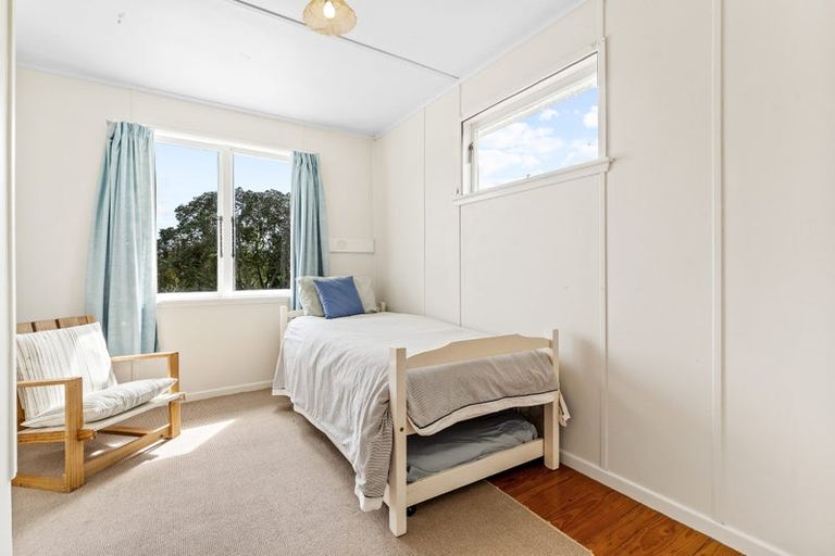 Photo of property in 111 Wharf Road, Port Albert, Wellsford, 0973