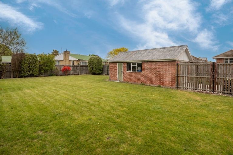 Photo of property in 8 Roslyn Avenue, Mairehau, Christchurch, 8052