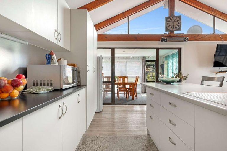 Photo of property in 11 Gordon Road, Western Heights, Rotorua, 3015