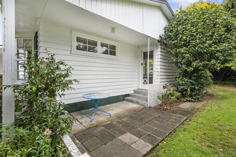 Photo of property in 3 Kotare Place, Levin, 5510