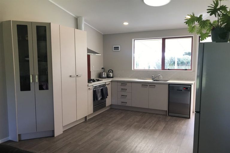 Photo of property in 2 Estaugh Close, Kauri, Kamo, 0185