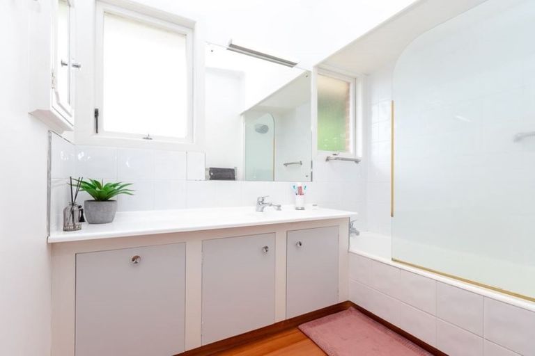 Photo of property in 79 Tawa Street, Melville, Hamilton, 3206