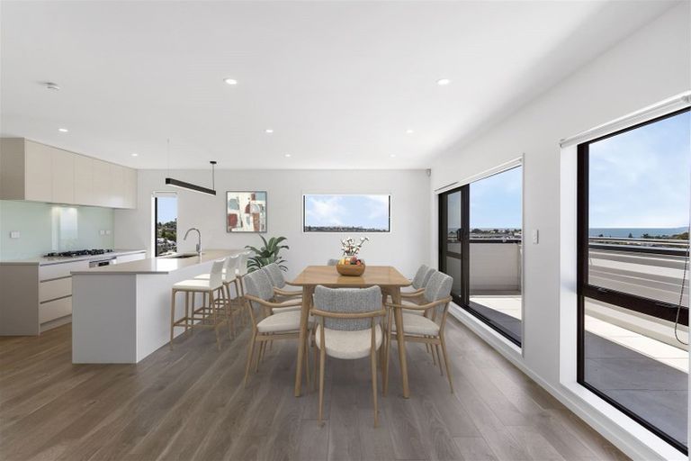 Photo of property in 85a Bayside Drive, Browns Bay, Auckland, 0630