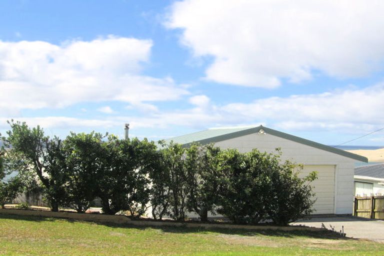Photo of property in 39 Cheviot Street, Mangawhai Heads, Mangawhai, 0505
