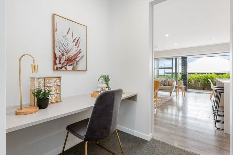 Photo of property in 49 Waitaria Terrace, Aotea, Porirua, 5024