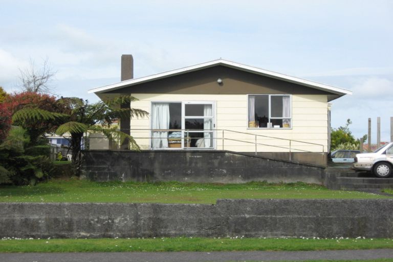 Photo of property in 23 Konini Street, Inglewood, 4330
