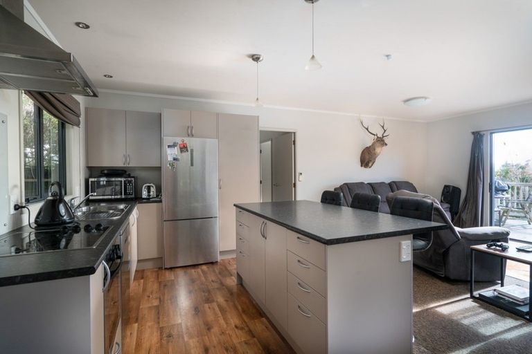 Photo of property in 27 Tawa Street, Hilltop, Taupo, 3330