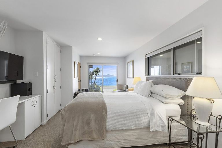 Photo of property in 7 Ocean Parade, Pukerua Bay, 5026