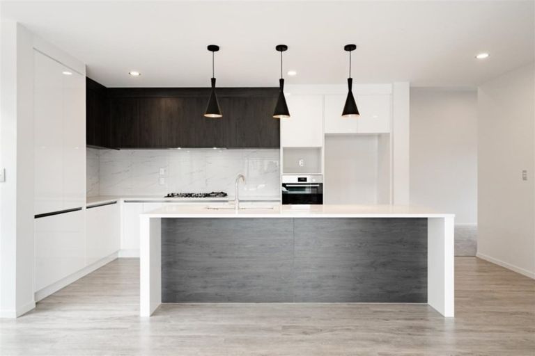 Photo of property in 122 Parkview Drive, Gulf Harbour, Whangaparaoa, 0930