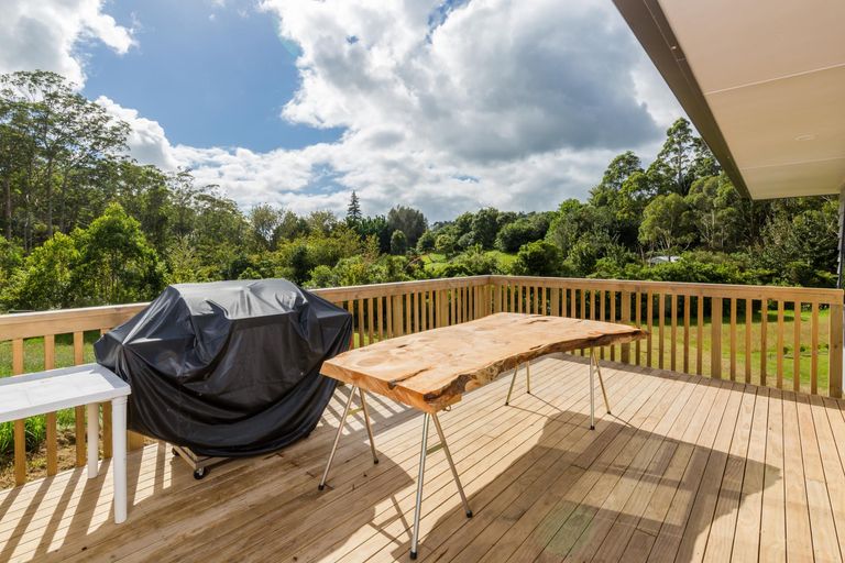 Photo of property in 37 Alderton Drive, Kerikeri, 0230