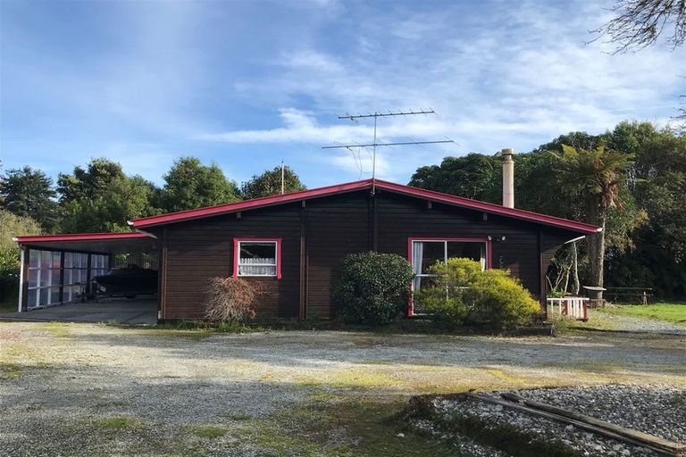 Photo of property in 29 Gibson Street, Ross, 7812