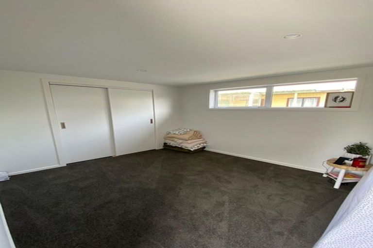 Photo of property in 35 Moana Road, Paraparaumu, 5032