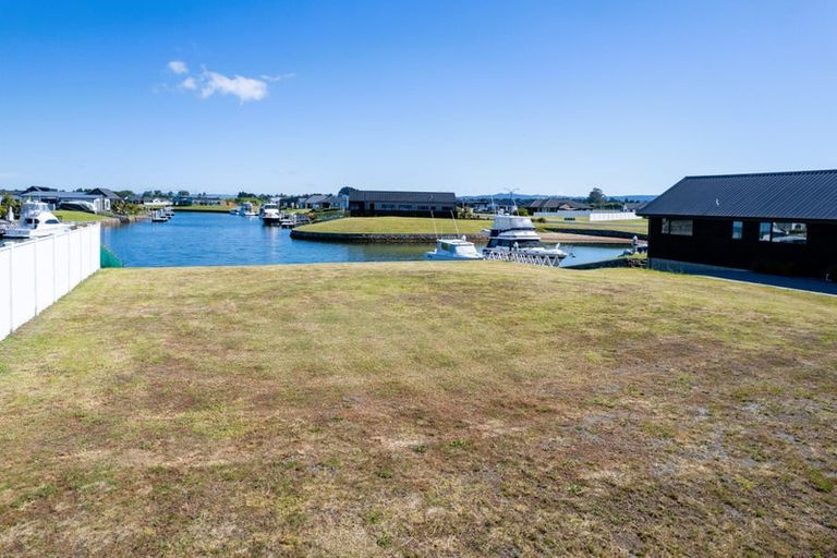 Photo of property in 63 Stace Hopper Drive, One Tree Point, 0118