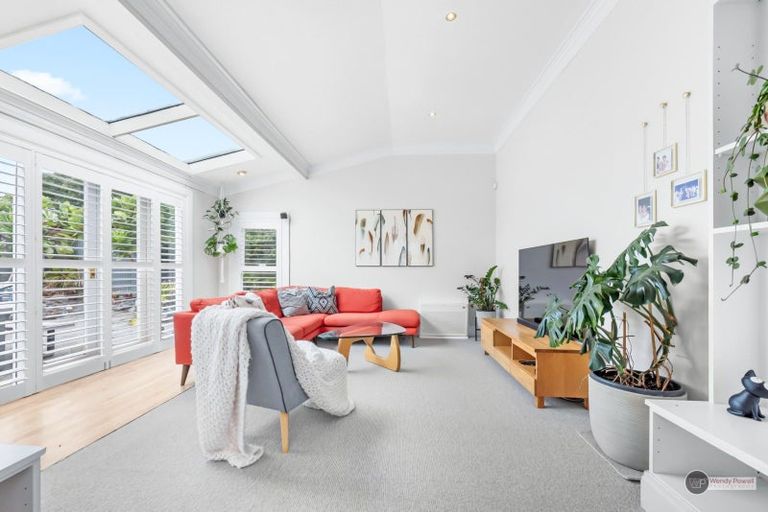 Photo of property in 4 Elizabeth Street, Petone, Lower Hutt, 5012