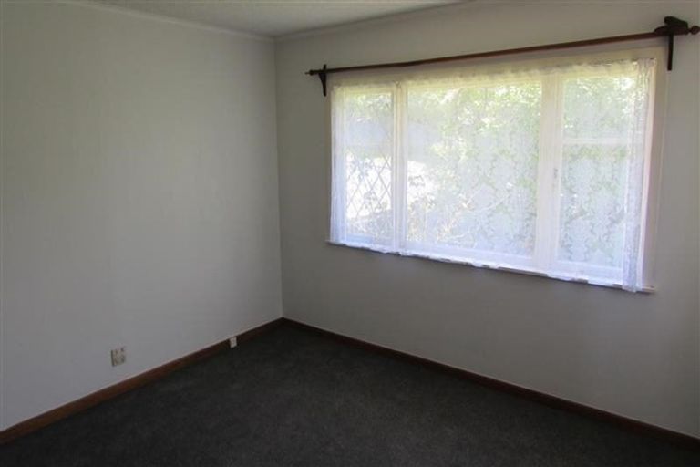 Photo of property in 63 Tiroroa Avenue, Te Atatu South, Auckland, 0610
