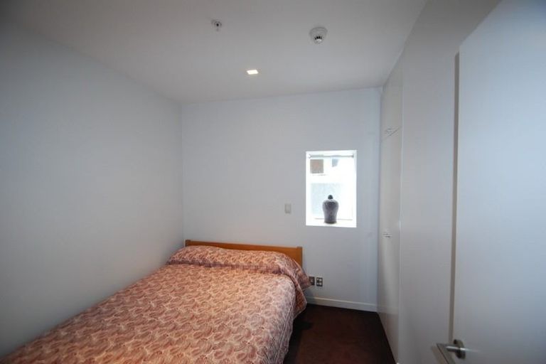 Photo of property in Chews Lane Apartments, 16e/9 Chews Lane, Wellington Central, Wellington, 6011