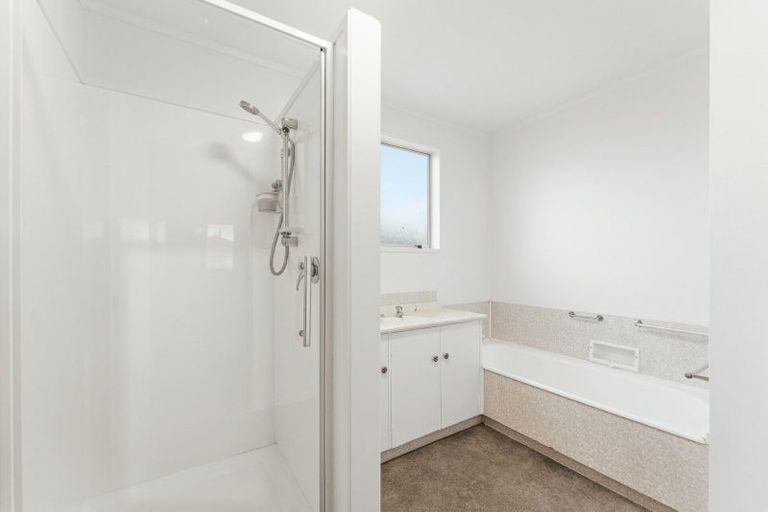 Photo of property in 62a Pemberton Crescent, Greerton, Tauranga, 3112