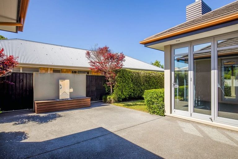 Photo of property in 5 Applefield Court, Northwood, Christchurch, 8051