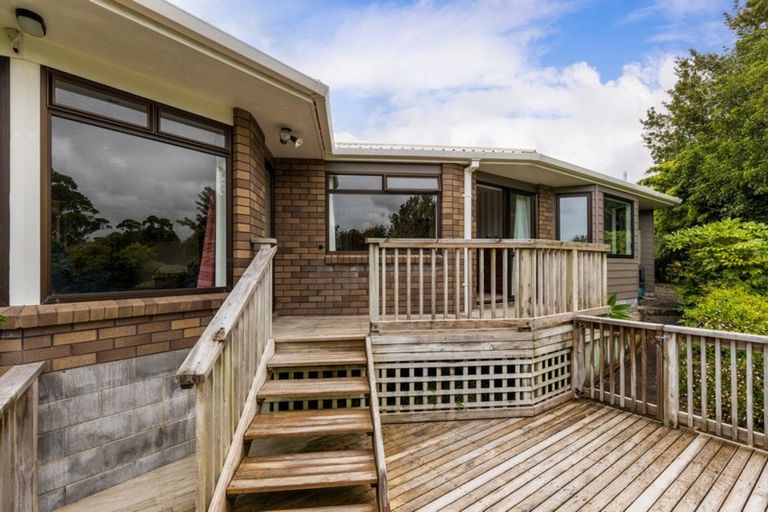 Photo of property in 10c Kinross Drive, Merrilands, New Plymouth, 4312