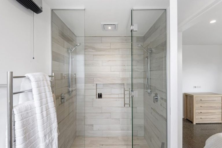 Photo of property in 2/43 Tilford Street, Woolston, Christchurch, 8062