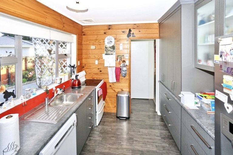 Photo of property in 11 Valley Road, Te Puke, 3119