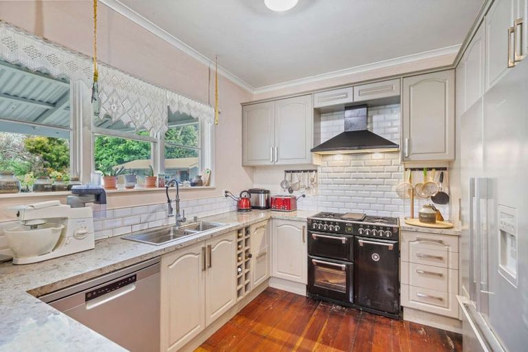 Photo of property in 35 Ihupuku Street, Waitotara, Whanganui, 4588