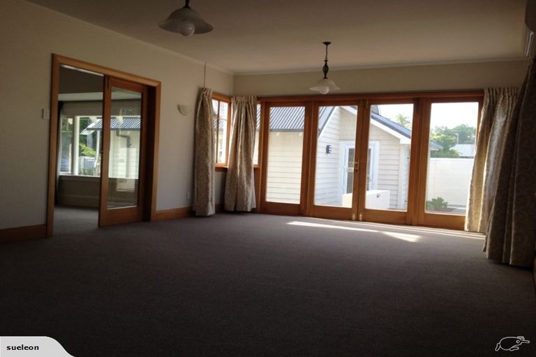 Photo of property in 212 Clyde Road, Burnside, Christchurch, 8053