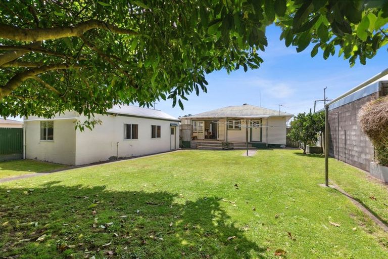 Photo of property in 326 Frankley Road, Ferndale, New Plymouth, 4310