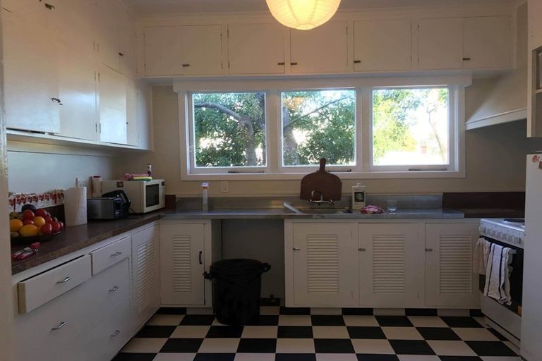 Photo of property in 22 France Road, Bluff Hill, Napier, 4110