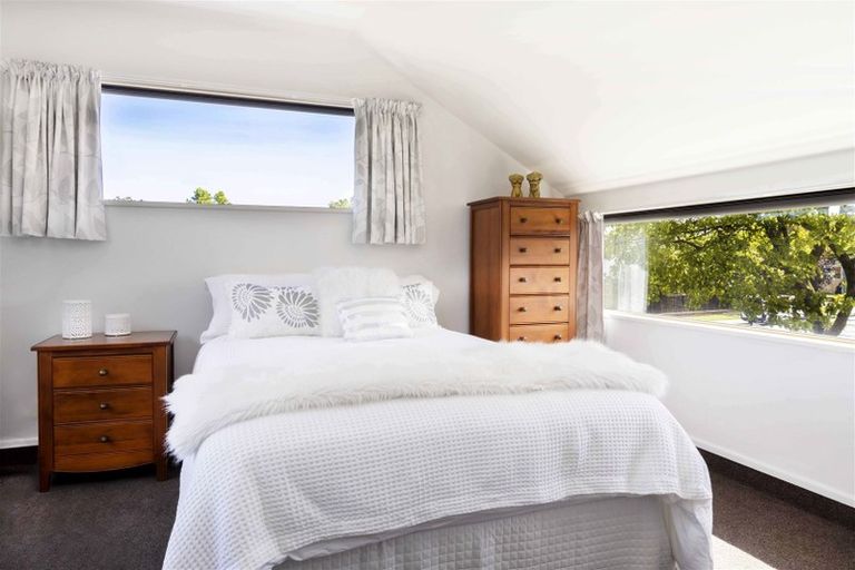 Photo of property in 1 Fieldstone Lane, Spreydon, Christchurch, 8024