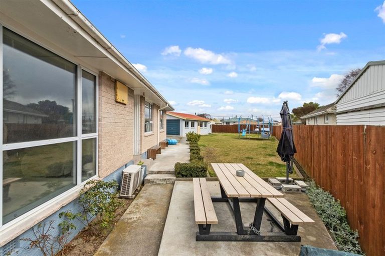 Photo of property in 9 Soberton Street, Aranui, Christchurch, 8061
