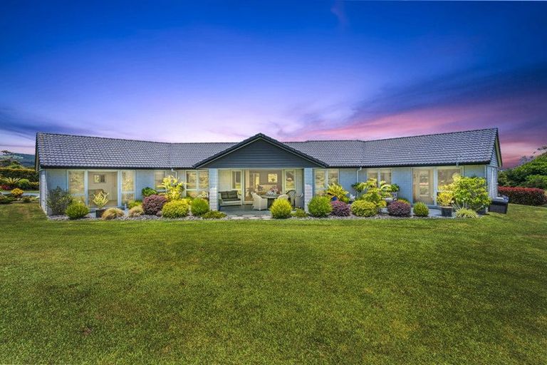 Photo of property in 9 Summerfield Way, Parahaki, Whangarei, 0112