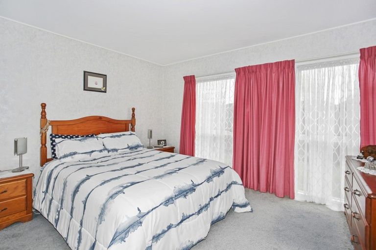 Photo of property in 5 Meadowcourt Drive, Manukau, Auckland, 2025
