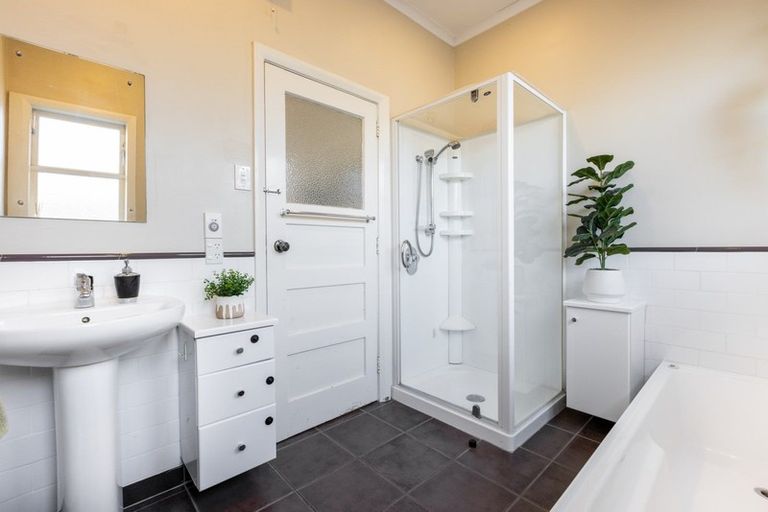 Photo of property in 235 Georges Drive, Napier South, Napier, 4110