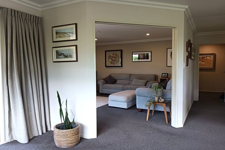 Photo of property in 505 Richmond Road, Lepperton, New Plymouth, 4373