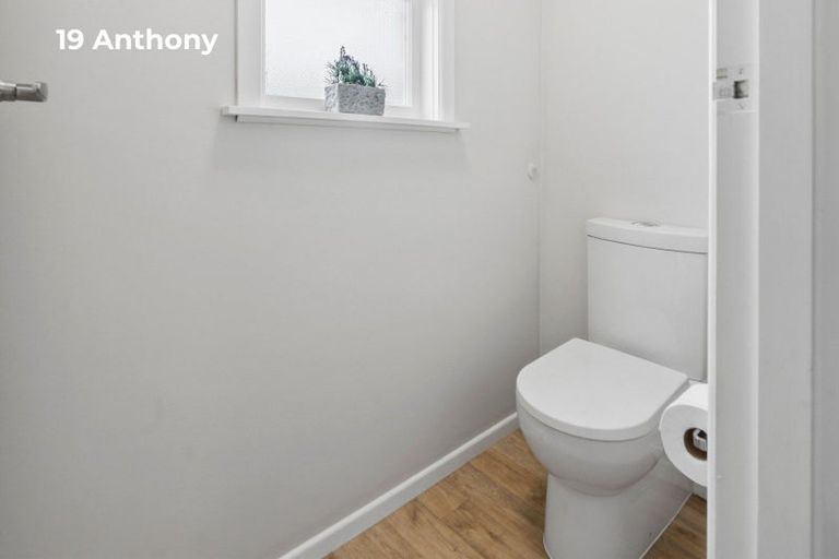 Photo of property in 21 Anthony Grove, Paraparaumu Beach, Paraparaumu, 5032