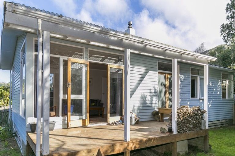 Photo of property in 9 Berrymead Way, Karori, Wellington, 6012