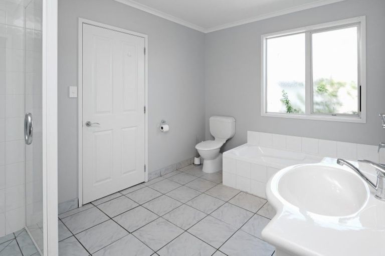 Photo of property in 28 Endeavour Street, Riversdale, Blenheim, 7201