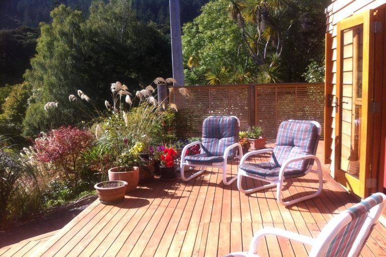 Photo of property in 170 Doctors Point Road, Waitati, 9085