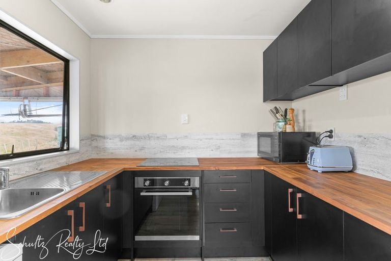 Photo of property in 178 Heatley Road, Whakapirau, Maungaturoto, 0583