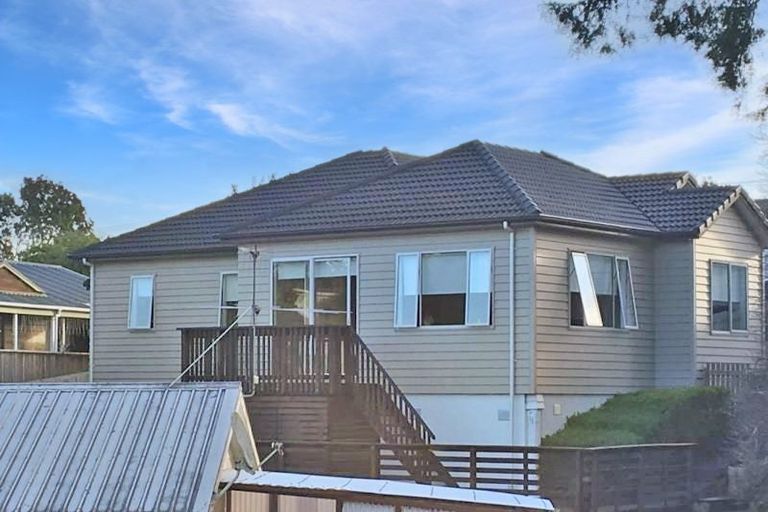 Photo of property in 19b Duncan Avenue, Te Atatu South, Auckland, 0610
