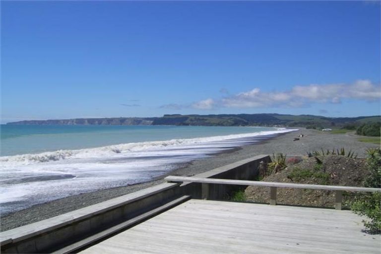 Photo of property in 41 Clifton Road, Haumoana, 4102