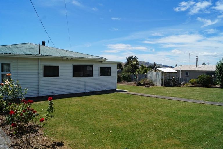 Photo of property in 8 Allan Street, Waikari, 7420