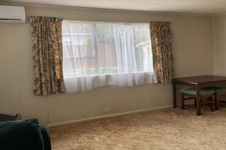 Photo of property in 2 Garnet Grove, Birchville, Upper Hutt, 5018