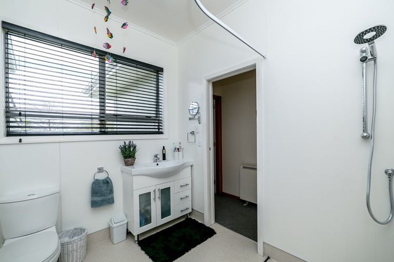 Photo of property in 59 Kent Street, Carterton, 5713